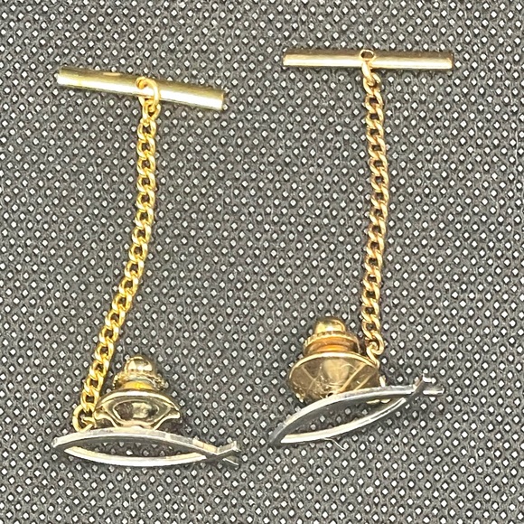 Set of 2 Religious Jesus Fish Ichthys Duo-Tone Tie Tack. Vintage Lapel Pin - Picture 4 of 5